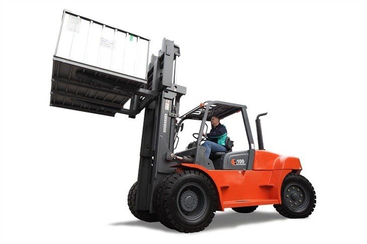 10 Ton Forklift With 8 Meters Mast with operator
