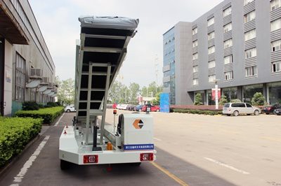 Nakladalec bencinskega pasu